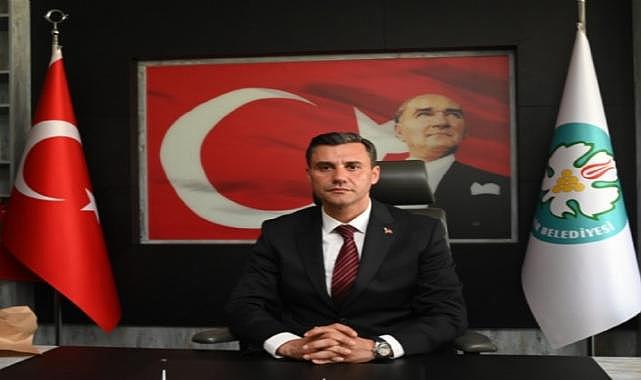 İhraç edilen teğmenleri Tugay'ın İzmir'e davet etmesinden sonra Zeyrek de Manisa'ya davet etti