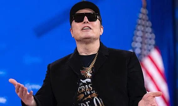 Kanada'da Elon Musk'ın vatandaşlıktan çıkarılması için kampanya başlatıldı