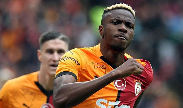 Osimhen'den 'Chelsea mi Manchester United mı?' sorusuna olay tepki!