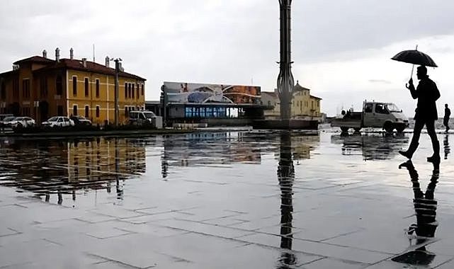Şemsiyeleri hazırlayın: İzmir'e yağmur geliyor
