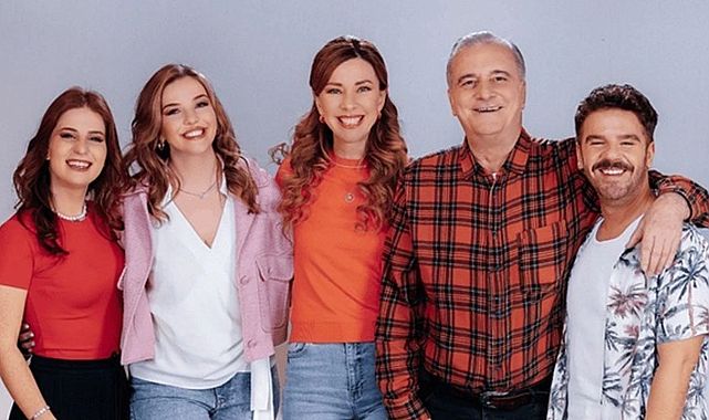 'Sihirli Annem' filminden ilk afiş yayımlandı!'