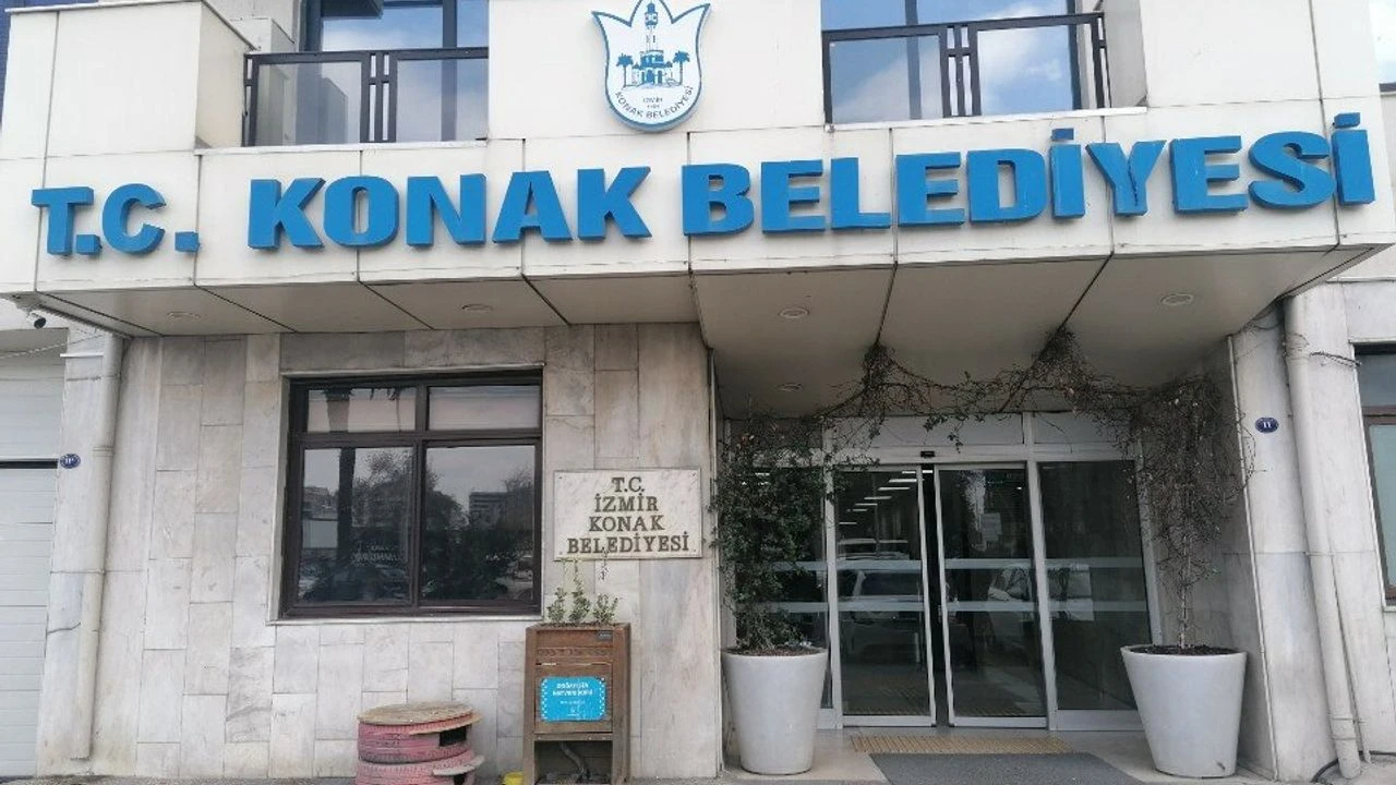 Ulaşım Hizmetleri Müdürü Konak Belediyesi’nden istifa etti