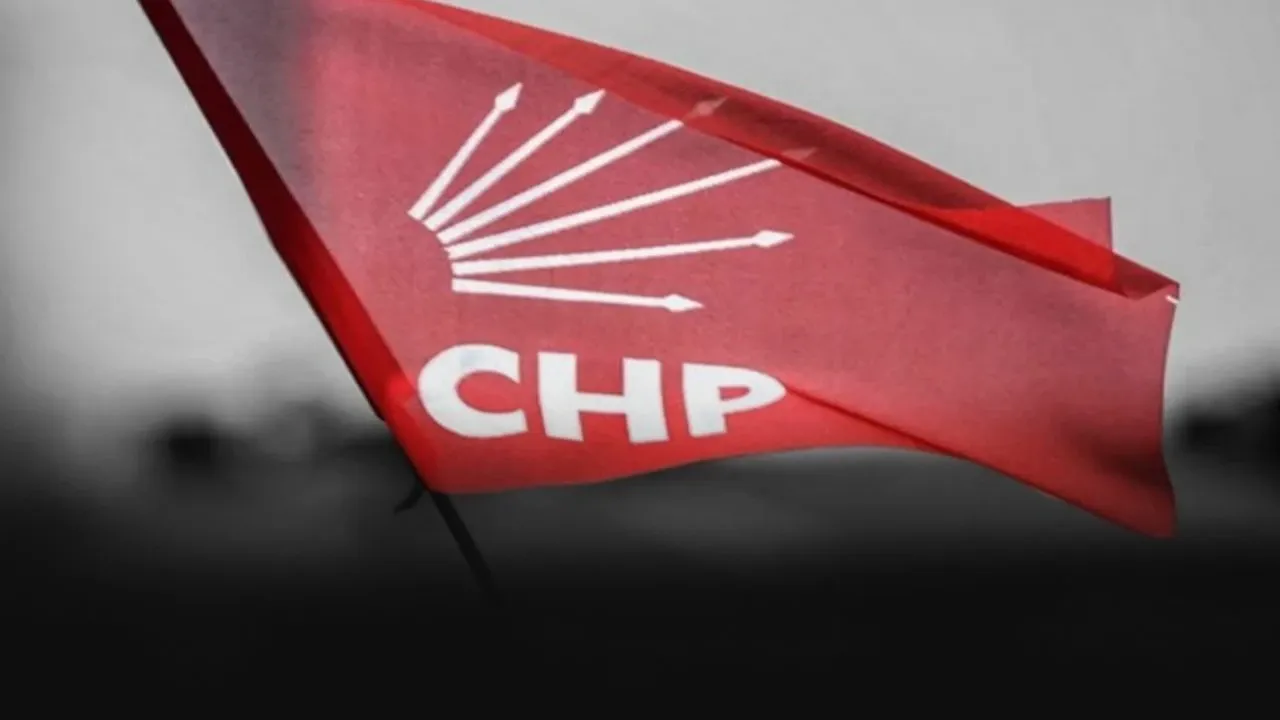 CHP’de olağan ve olağanüstü kurultay davası durdu