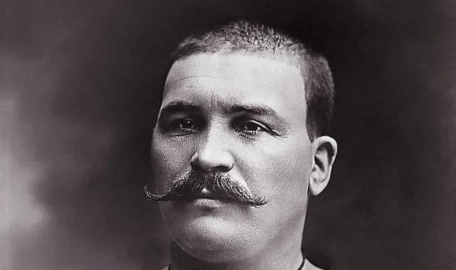 Kurtdereli Mehmet Pehlivan  Güreşe başlaması