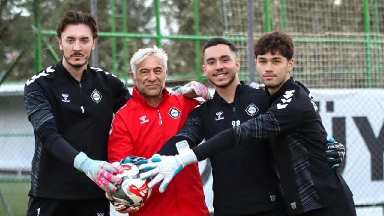 Altay'da 3 kaleci görev yaptı!