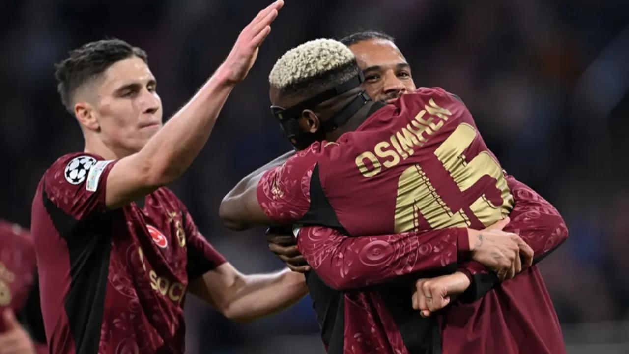 SporManşetler alev alev! Bütün ülke Galatasaray'ı konuşuyor