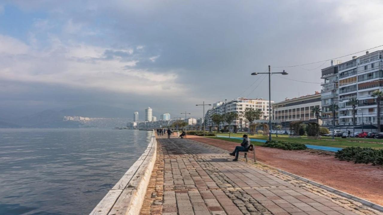 İzmir hafta sonu hava durumu: Meteoroloji yağış için tarih verdi