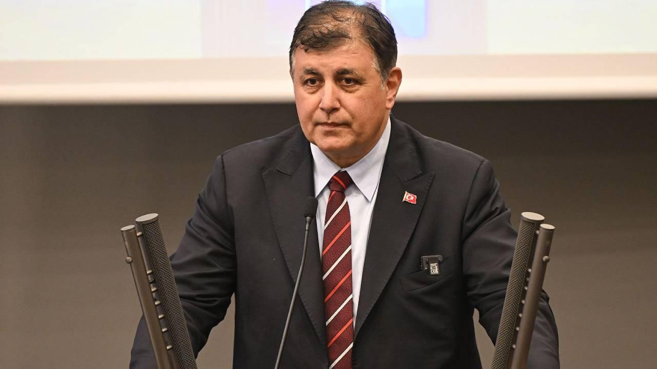 Cemil Tugay’dan Vakıflar’a mülkiyet eleştirisi