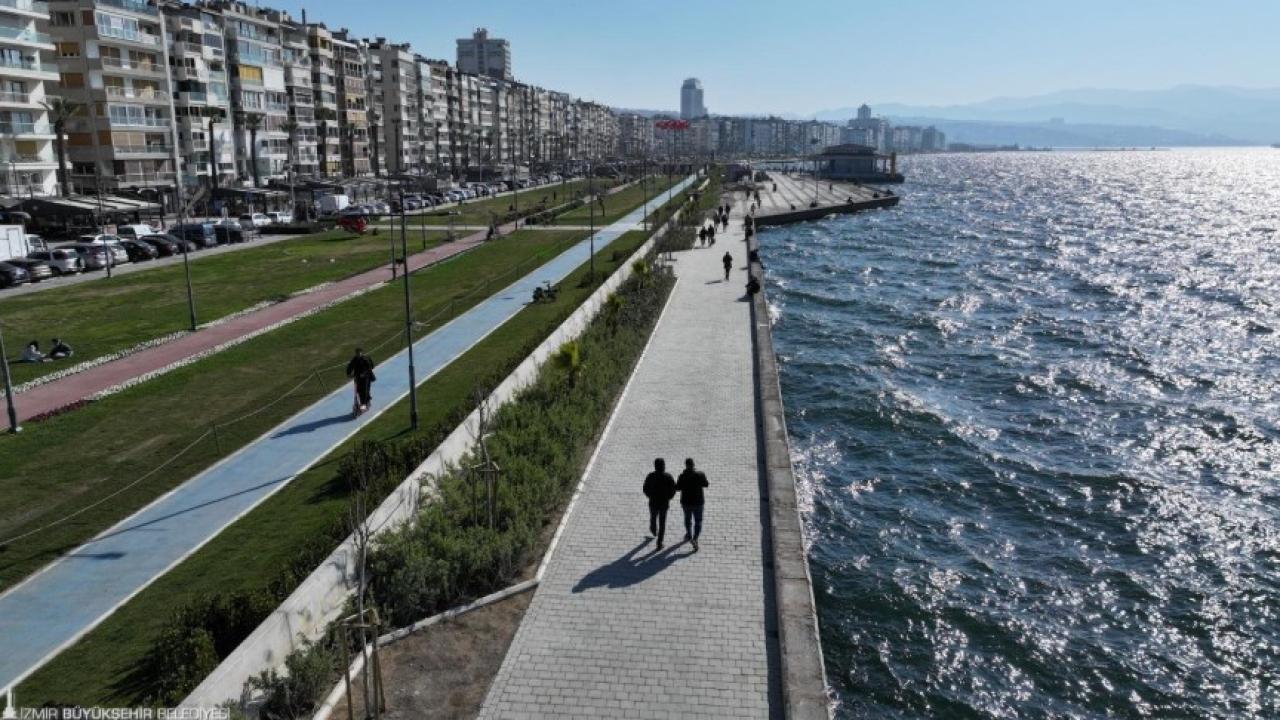 Tugay’ın ‘Kordon’a otopark projesi’ kent gündemi oldu: 4 bin araçlık otopark nasıl yapılacak?