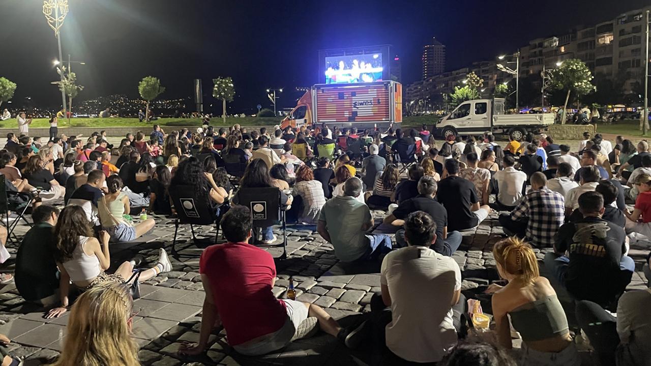 20 Haziran’da meydanlarda maç yayını yapılmayacak