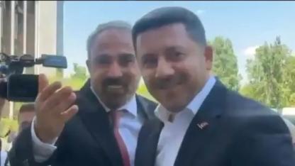 Ankara Keçiören Belediye Başkanı Mesut Özarslan ve Nevşehir Belediye Başkanı Rasim Arı, AK Parti'ye katılıyor.