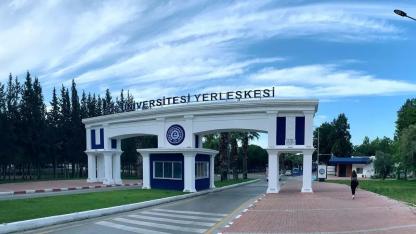 Ege Üniversitesi'ndeki yolsuzluk operasyonunda 41 şüpheli adliyede
