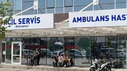 Fabrikada su zehirlenmesi şüphesi: 25 işçi hastaneye kaldırıldı