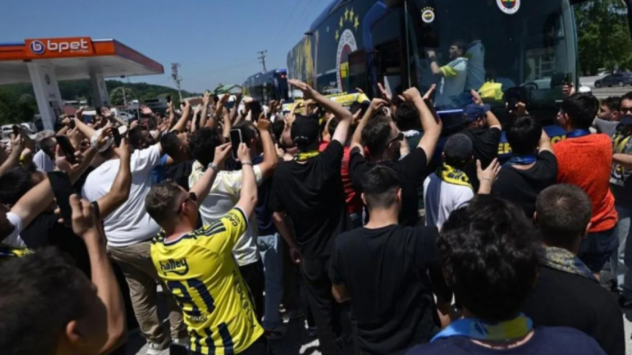 Fenerbahçe'nin kamp kadrosu belli oldu! Mert Hakan detayı