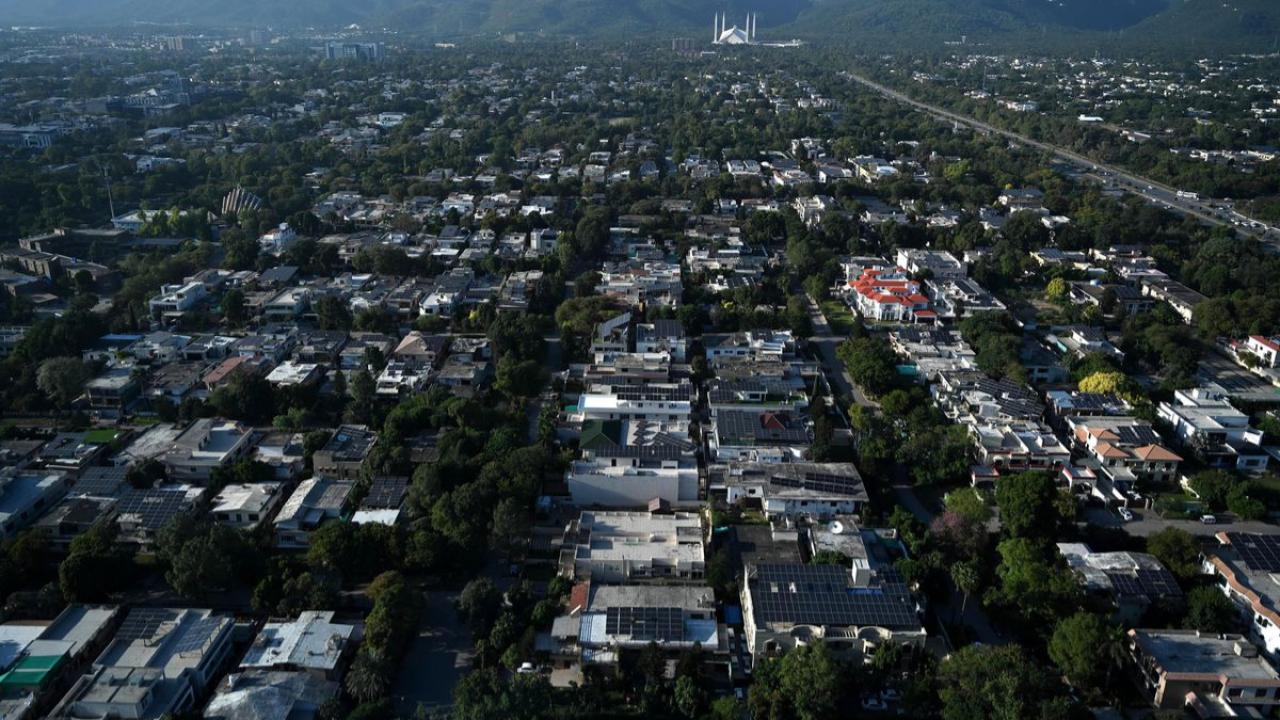 Pakistan'da 14 Mahkum Cezaevi Aracından Firar Etti