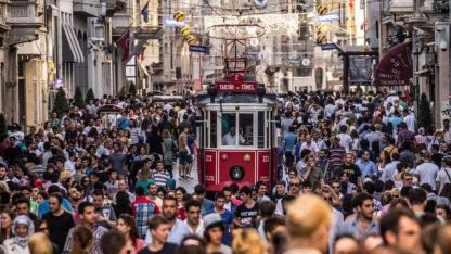 194 Ülke Arasında Türkiye Zirveye Yakın: Nüfusta 18. Sırada