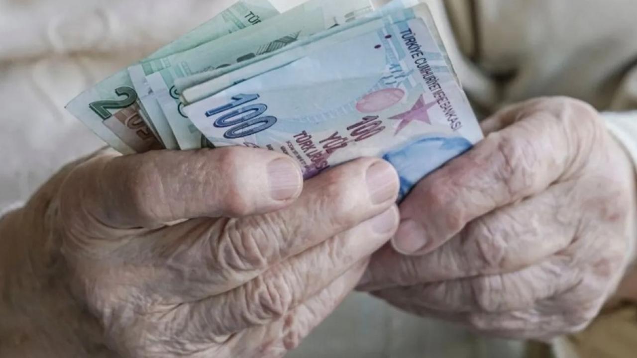 Emekli Aylıkları İçin Kritik Gün: Maaş Zamları Komisyonda Görüşülecek