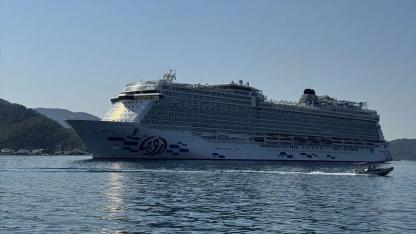 Marmaris'e Kruvaziyer Hareketliliği: Aroya 3 Bin 210 Turistle Geldi