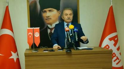Namık Kemal Zeybek'ten MEB Bakanı'na Çok Sert Çıkış: "Yeni Kurtuluş Savaşı...