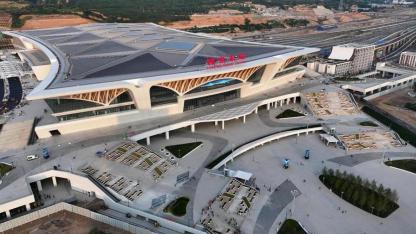 Xi'an Doğu Tren İstasyonu Faaliyete Geçti