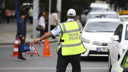 Yargıtay'dan Trafik Magandalarına Emsal Karar! Sürekli Selektör Yapan Sürücüye Ceza Yolu Açıldı