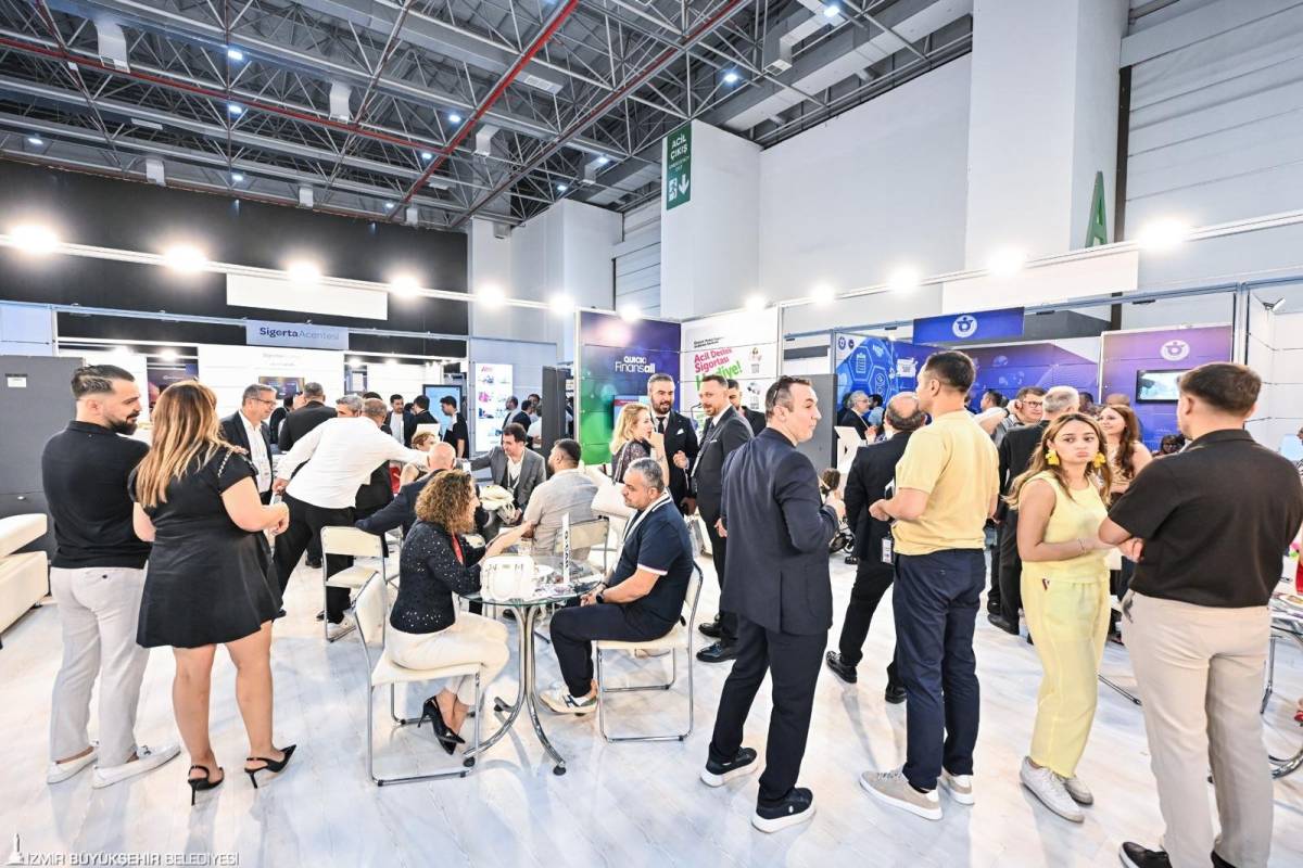 Sigorta İzmir sektöre ev sahipliği yaptı