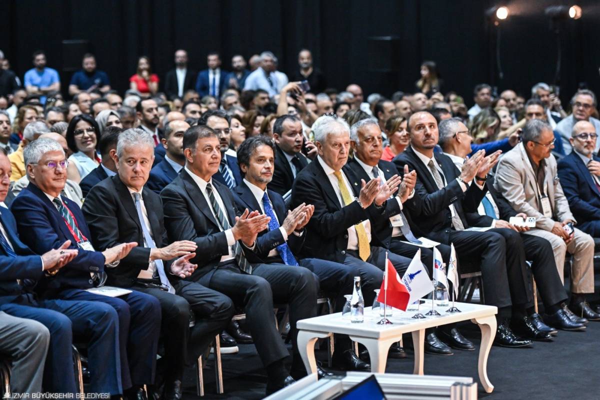 Sigorta İzmir sektöre ev sahipliği yaptı