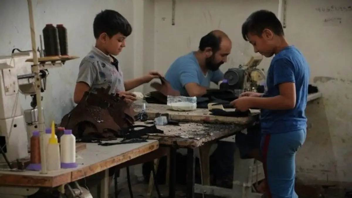 Basmane’de çocuk işçiliği gerçeği: Yaş 10'a düştü, haftalık 2 bin TL!